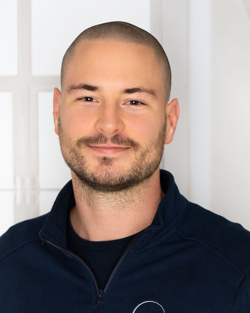 Porträt von Luka Cafuta, Physiotherapeut